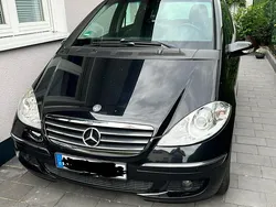 Schwarz Gebraucht 2006 Mercedes A180 Avantgarde Kleinwagen | 1.990 € (Fairer Preis)
