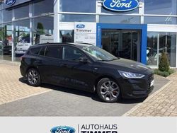 Schwarz Gebraucht 2023 Ford Focus ST-Line Kombi | 16.450 € (Guter Preis)