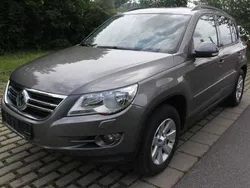 Grau Gebraucht 2011 VW Tiguan SUV | 6.999 € (Guter Preis)