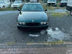 Grün Gebraucht 1997 BMW 520 Limousine | 1.800 € (Guter Preis)