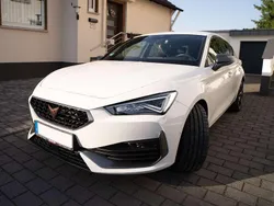 Weiß Gebraucht 2021 Cupra Leon Limousine | 21.799 € (Superpreis)