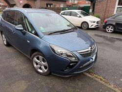 Blau Gebraucht 2014 Opel Zafira Tourer Innovation Van / Kleinbus | 10.500 € (Teuer)