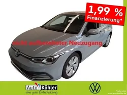 Mondsteingrau Gebraucht 2022 VW Golf VIII Style Limousine | 25.760 € (Fairer Preis)