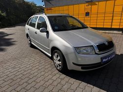 Silber Gebraucht 2002 Skoda Fabia Kleinwagen | 2.299 € (Teuer)