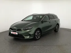 Grün Neu 2025 Kia Ceed Sportswagon 2 Kombi | 24.890 € (Fairer Preis)