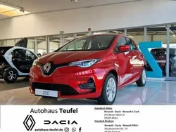 Rot (dezirrot (rot)) Gebraucht 2022 Renault Zoe Experience Kleinwagen | 16.490 € (Guter Preis)
