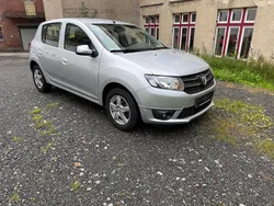 Silber Gebraucht 2014 Dacia Sandero Kleinwagen | 5.600 € (Guter Preis)
