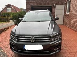 Grau Gebraucht 2018 VW Tiguan R-line SUV | 27.499 € (Guter Preis)