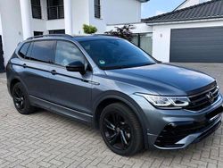 Grau Gebraucht 2024 VW Tiguan Allspace R-line SUV | 46.100 € (Teuer)
