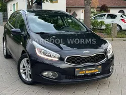 Schwarz Gebraucht 2015 Kia Ceed Sportswagon DREAM-TEAM Edition Kombi | 8.990 € (Fairer Preis)
