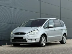 Silber Gebraucht 2009 Ford S-MAX S Van / Kleinbus | 990 €