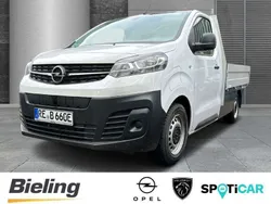 Weiss Gebraucht 2023 Opel Vivaro-e Combi Van | 39.990 €