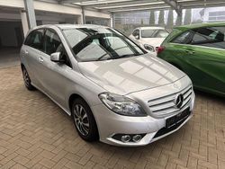 Polarsilber Gebraucht 2014 Mercedes B180 Van / Kleinbus | 12.900 € (Fairer Preis)
