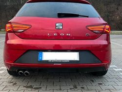 Rot Gebraucht 2018 Seat Leon FR Limousine | 12.300 € (Fairer Preis)