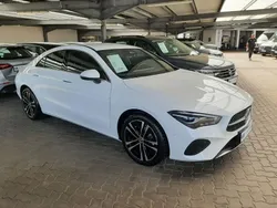 Weiß Gebraucht 2024 Mercedes CLA180 Advanced Limousine | 32.900 €