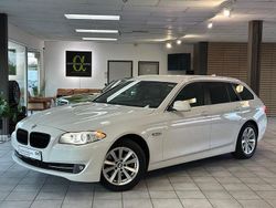 Weiß Gebraucht 2013 BMW 520 Kombi | 10.490 € (Guter Preis)