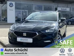Midnight black metallic Gebraucht 2021 Seat Leon ST Style Kombi | 20.770 € (Guter Preis)