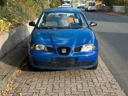 Blau Gebraucht 2002 Seat Ibiza Kleinwagen | 500 € (Superpreis)