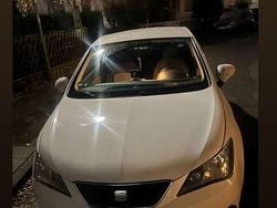 Weiß Gebraucht 2012 Seat Ibiza Kleinwagen | 3.700 € (Guter Preis)