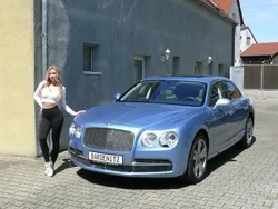 Blau Gebraucht 2014 Bentley Flying Spur Limousine | 67.800 € (Teuer)
