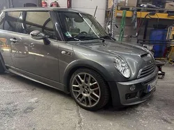 Grau Gebraucht 2002 Mini Cooper S Kleinwagen | 9.800 €