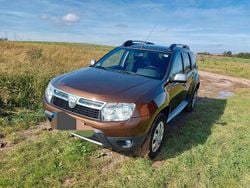 Braun Gebraucht 2011 Dacia Duster Prestige SUV | 4.400 € (Fairer Preis)