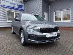 Graphite grau Neu 2024 Skoda Kamiq Selection SUV | 28.290 € (Guter Preis)