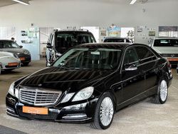 Schwarz Gebraucht 2011 Mercedes E220 Limousine | 12.990 € (Fairer Preis)