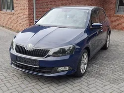Blau Gebraucht 2016 Skoda Fabia Joy Limousine | 6.990 € (Guter Preis)