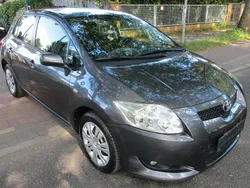 Grau Gebraucht 2008 Toyota Auris Sol Limousine | 4.850 € (Superpreis)