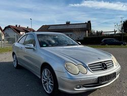 Grau Gebraucht 2004 Mercedes CLK200 Coupé | 5.250 € (Fairer Preis)