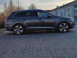 Braun Gebraucht 2016 Audi Q7 Ambiente SUV | 27.900 € (Guter Preis)