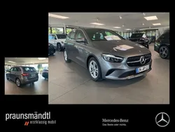 Grau Gebraucht 2024 Mercedes B200 Progressive Van / Kleinbus | 34.900 € (Teuer)