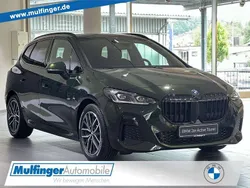 Grün Gebraucht 2025 BMW 218 Active Tourer M Sport Van / Kleinbus | 36.400 € (Fairer Preis)