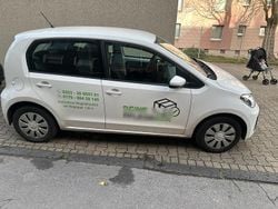 Weiß Gebraucht 2018 VW up! Kleinwagen | 5.800 € (Guter Preis)