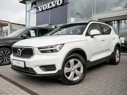 Ice white Gebraucht 2021 Volvo XC40 Momentum SUV | 21.890 € (Superpreis)