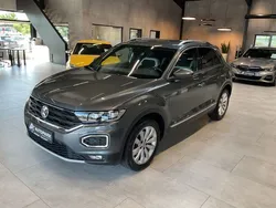 Indiumgrau metallic Gebraucht 2018 VW T-Roc Sportline SUV | 21.480 € (Fairer Preis)