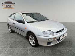 Silber Gebraucht 1997 Mazda 323 Kleinwagen | 3.490 €