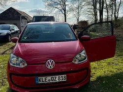 Rot Gebraucht 2013 VW up! move up! Kleinwagen | 3.500 € (Fairer Preis)