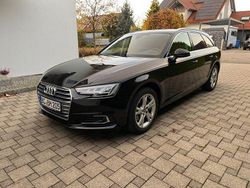 Schwarz Gebraucht 2018 Audi A4 Design Kombi | 12.000 € (Superpreis)
