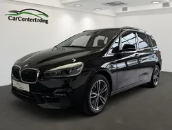 Schwarz Gebraucht 2022 BMW 220 Gran Tourer Sport Line Van / Kleinbus | 29.990 € (Teuer)