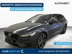Denim blau Gebraucht 2022 Volvo V90 Ultimate Kombi | 43.190 € (Teuer)