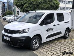 Weiss Gebraucht 2024 Peugeot Partner Van / Kleinbus | 22.149 € (Teuer)