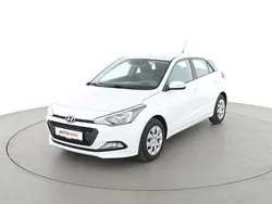 Weiß Gebraucht 2017 Hyundai i20 Classic Limousine | 9.340 € (Fairer Preis)