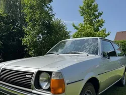 Silber Gebraucht 1978 Mazda 323 Kleinwagen | 6.900 €