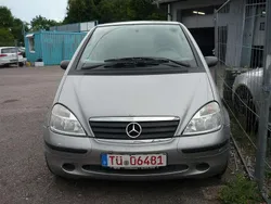 Grau Gebraucht 1999 Mercedes A170 Avantgarde Limousine | 799 € (Guter Preis)