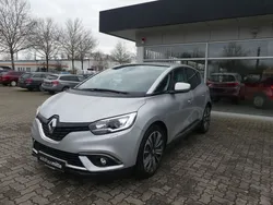 Grau Gebraucht 2017 Renault Scénic IV Experience Van / Kleinbus | 13.670 € (Fairer Preis)