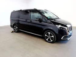 Obsidianschwarz metallic Gebraucht 2023 Mercedes EQV300 Edition Kombi | 51.890 € (Fairer Preis)