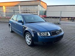 Gelb Gebraucht 2003 Audi A4 Kombi | 990 € (Superpreis)