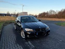 Schwarz Gebraucht 2010 BMW 325 Limousine | 15.000 € (Etwas zu teuer)